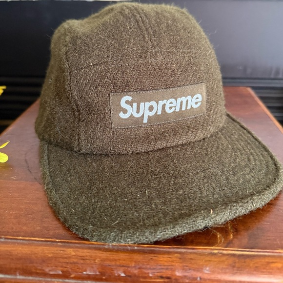 Supreme Other - Supreme Featherweight Tweed Camp Cap in Olive
